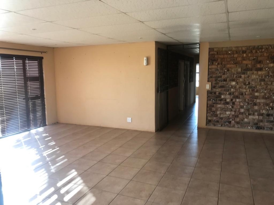 13 Bedroom Property for Sale in Soutpan Free State